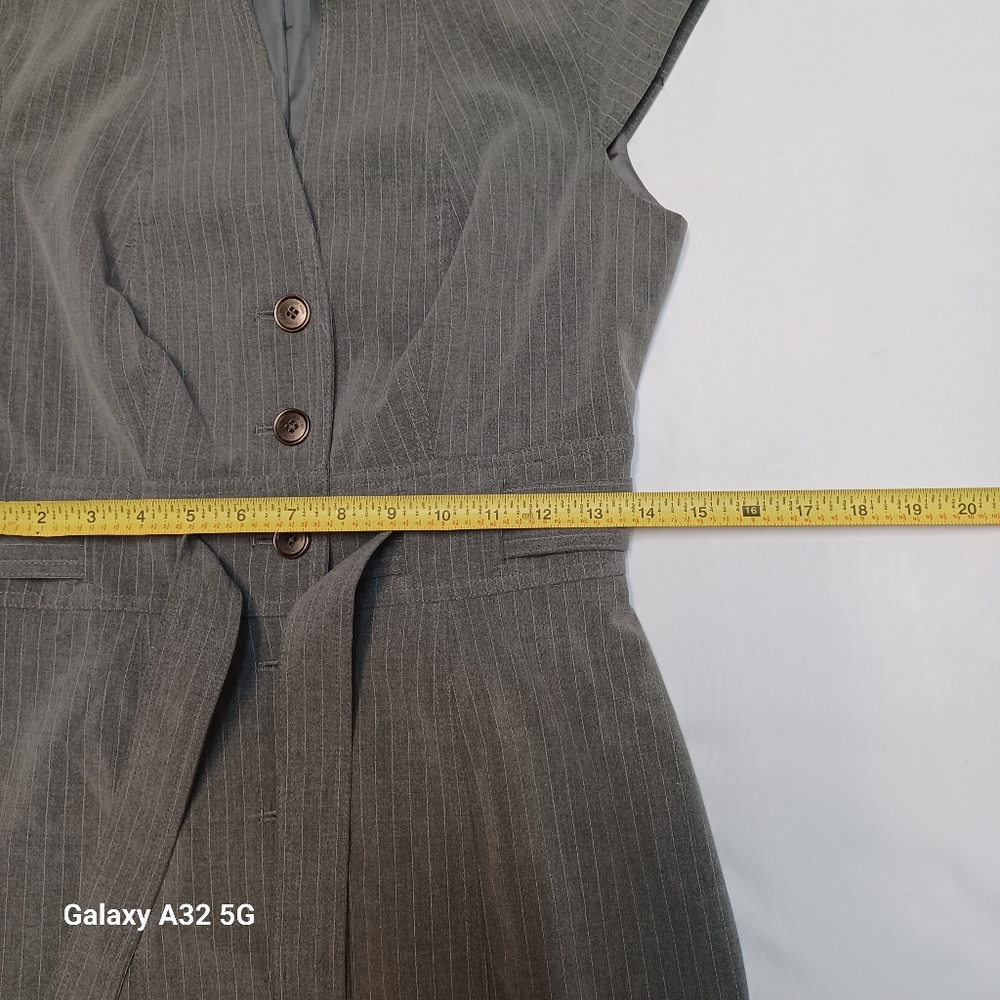 Calvin Klein Women Size 2 Charcoal Button-Front Midi Dress - Picture 11 of 15
